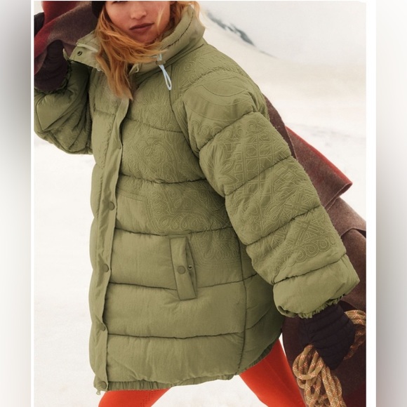 #111. NWT Free People Heading for the Hills Embroidered Puffer Jacket in Olive - Picture 1 of 7